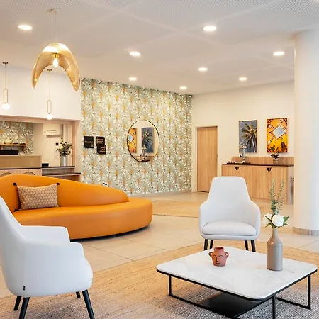 Residhome Aéroport Appart hôtel 3*
